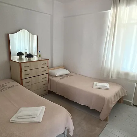 Charming Steps From Long With Wifi كوشاداسيه