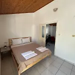 Casa de Férias 400 M Away From Long With Wifi And Airconditioner Kusadası