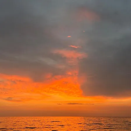 Charming Steps From Long With Wifi クシャダス