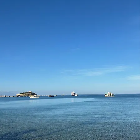 Charming Steps From Long With Wifi 別荘 *