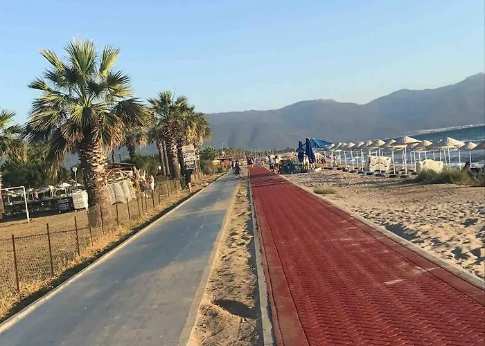 Holiday home Charming Steps From Long With Wifi Kusadasi