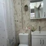 Charming Steps From Long With Wifi 度假居 *