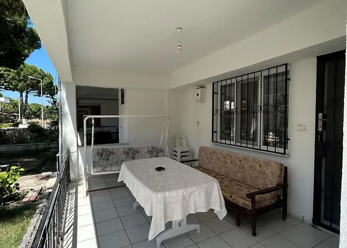 Charming Steps From Long With Wifi Prázdninový dům Kusadası