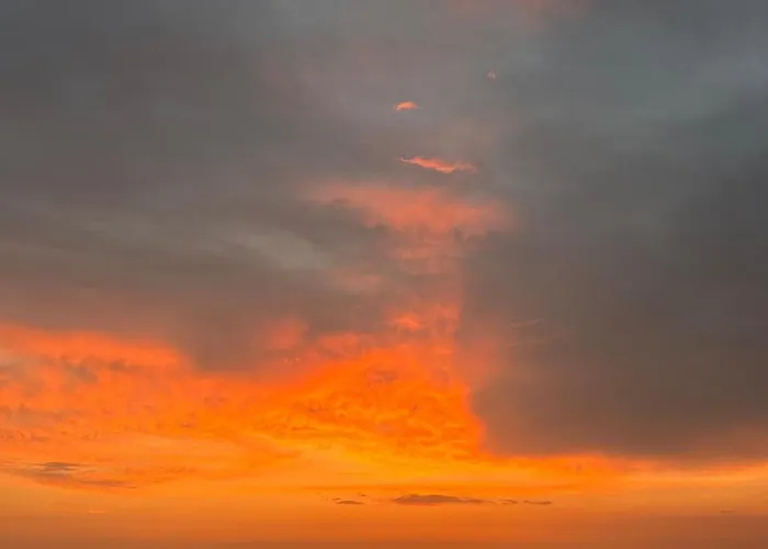 Charming Steps From Long With Wifi Kusadası